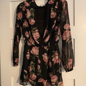 Floral romper size small